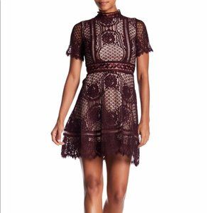 BB Dakota Crochet Lace Dress Size 6 Burgundy